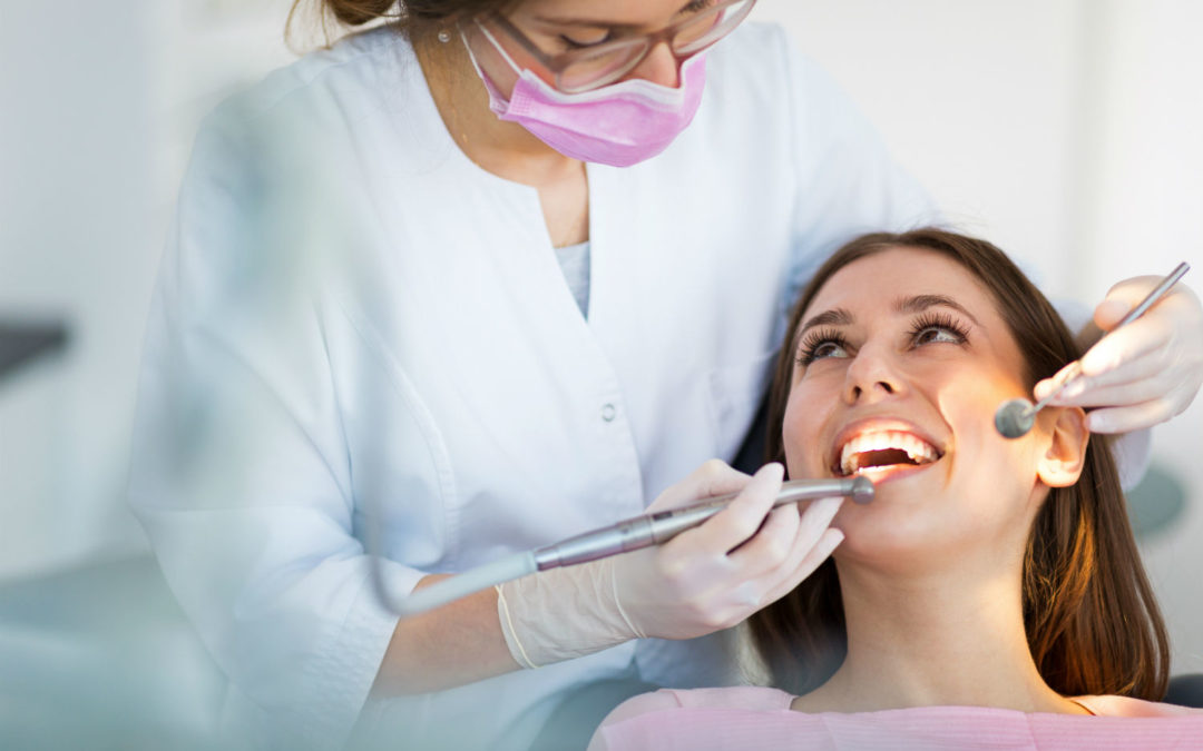 6 Guidelines For A Easy Restoration After Dental Implant Surgical treatment